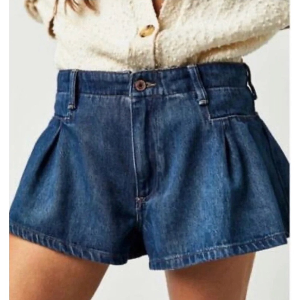 Free People We the Free Bluebell Low Rise Pleated Short